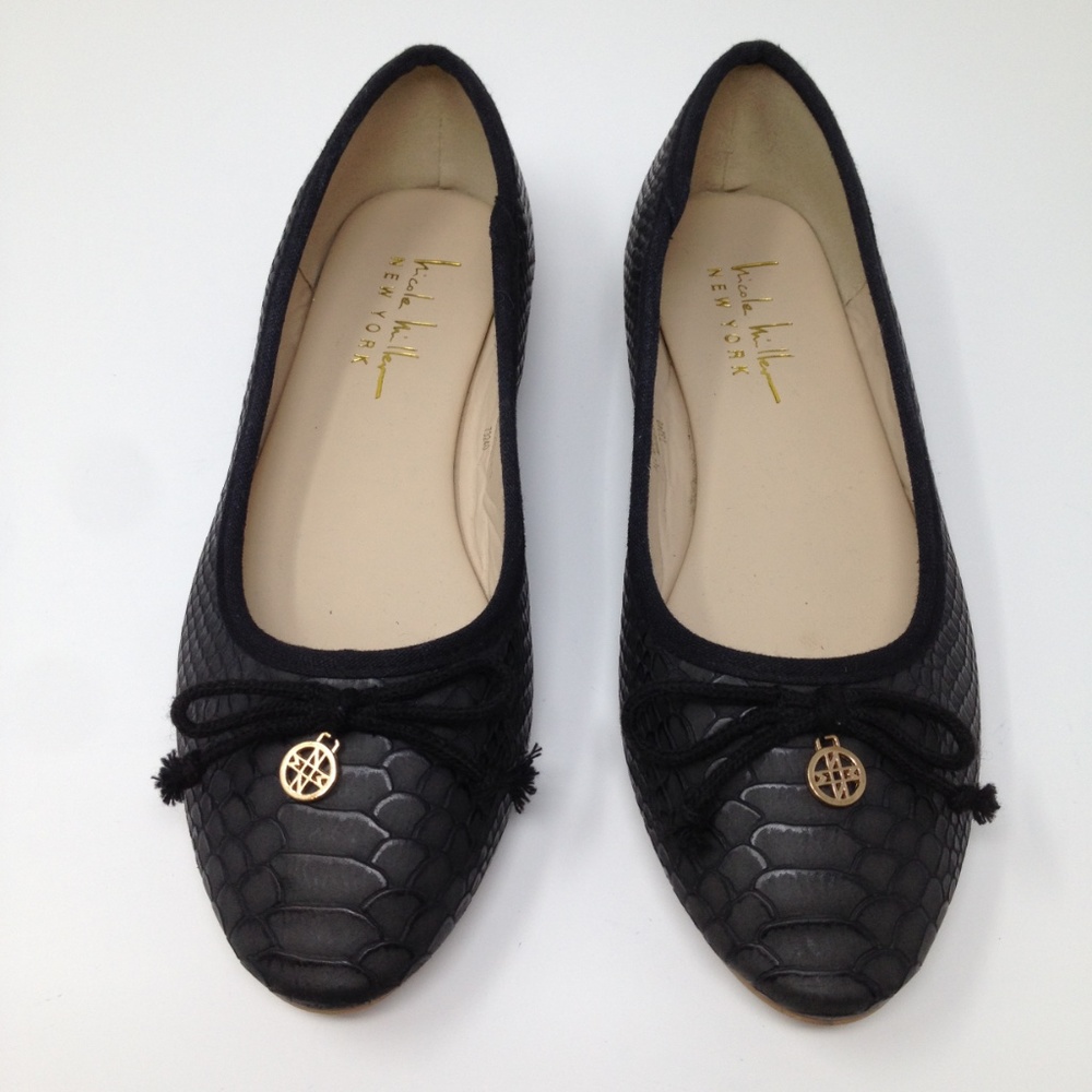 Nicole Millar Black Women Slip-On Flats 6M Shoes